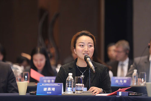 SAP 大中華區(qū)副總裁謝燕琦代表 SAP 在武漢·德國(guó)知名企業(yè)懇談會(huì)上發(fā)言